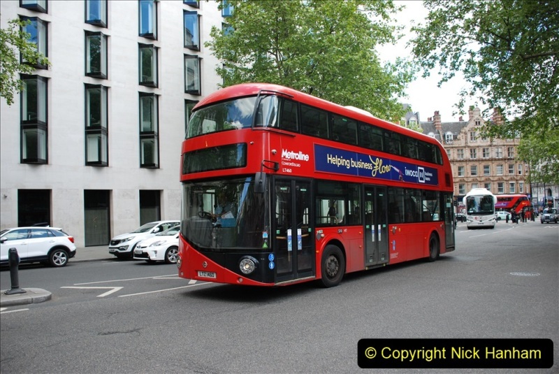 2019-05-12-13-Touring-Central-London.-80-080