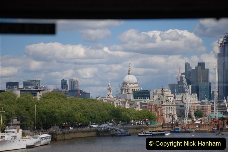 2019-05-12-13-Touring-Central-London.-85-085