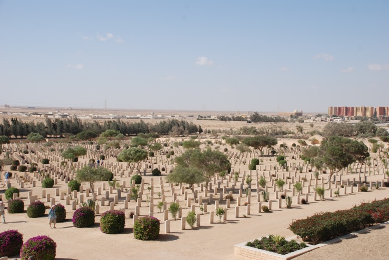 2010-11-05-British-Graves-at-El-Alamain-28