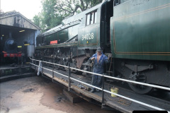 6002010-07-03-SR-DRiving-Late-DMU-2600