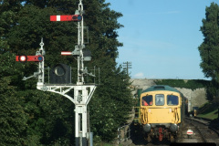 1812010-08-28-Late-turn-DMU.-5265