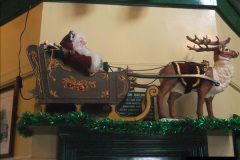 4652012-12-24-Santa-Specials-DMU.-93465