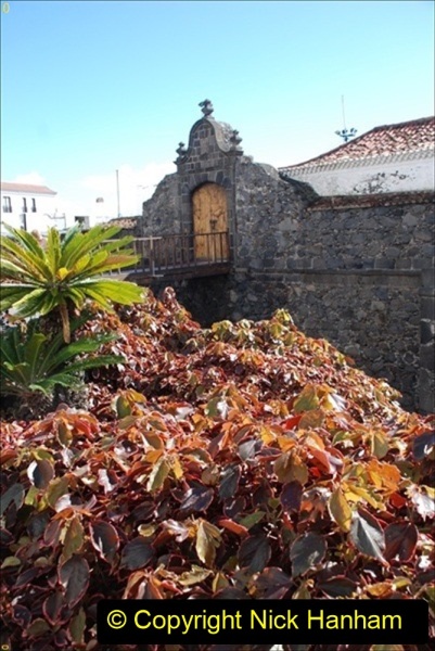 2012-11-09-Santa-Cruz-de-la-Palma-La-Palma-Canary-Islands.-167167
