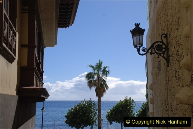 2012-11-09-Santa-Cruz-de-la-Palma-La-Palma-Canary-Islands.-171171