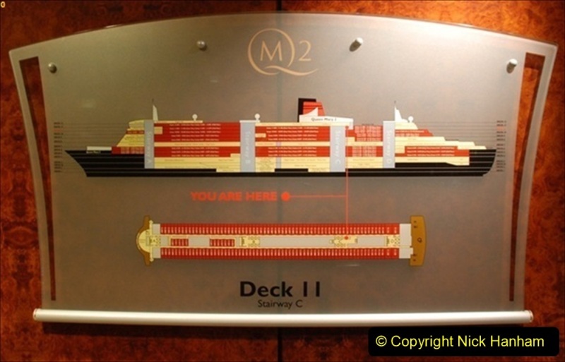 Queen-Mary-2.-2179