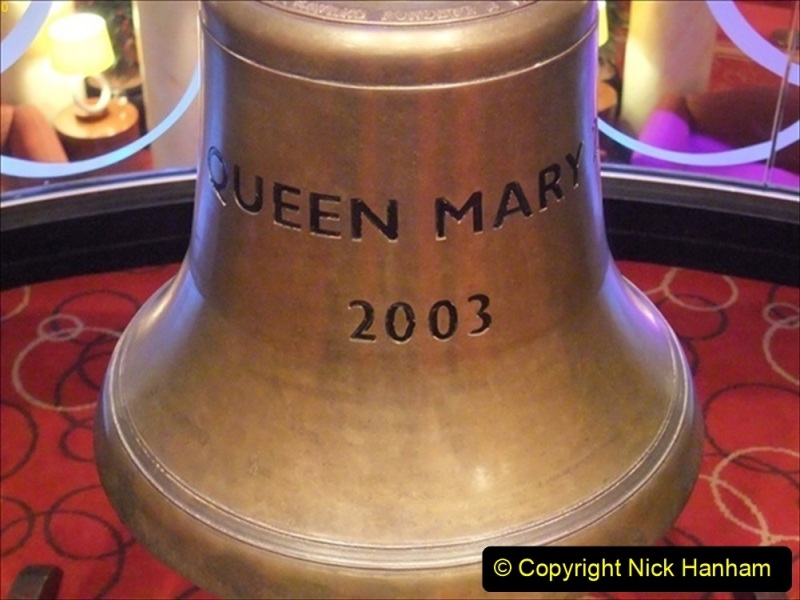 Queen-Mary-2.-7184