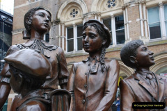 2202012-05-05-London-Stations.-57220