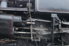 1942013-04-08-SR-driving-34028.-32194