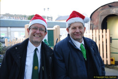 0292014-12-20-Four-Santas-and-Wedding-Almost.-29029