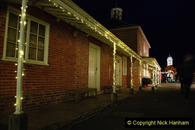 1_2018-12-12-Kingston-Lacy-NT-Christmas-lights.-3
