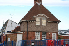 039.2018-08-03-A-little-of-what-remains-of-part-of-the-Poole-Quay-area.-29