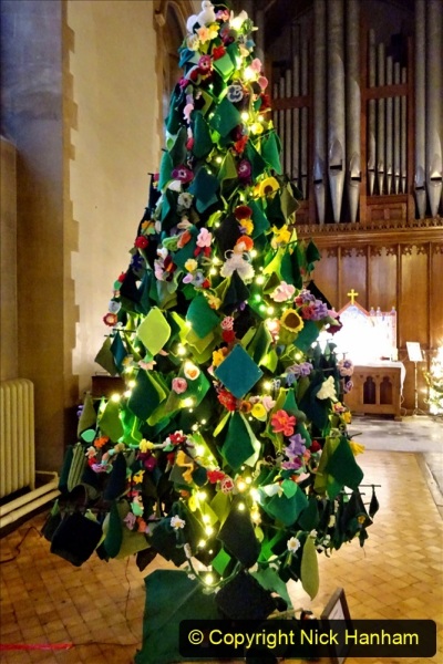 2019-12-21-St.-Aldhelms-Church-Christmas-Trees.-17-017