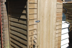 062.2019-04-21-A-Poole-Garden-in-Spring.-62