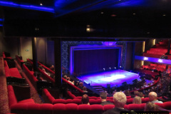 267.2019-11-03-to-17-Cunards-Queen-Mary-Southampton-to-New-York.-267-Show-time-in-the-Royal-Court-Theatre.-