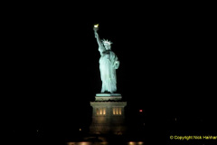 419.2019-11-10-New-York.-419-Queen-Mary-leaving-New-York