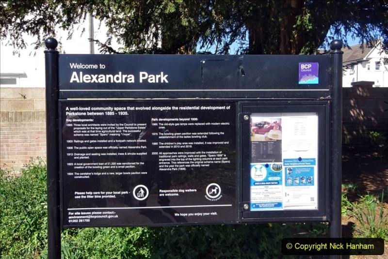2020_05_26-Covid-19-Walk-Alexandra-Park-Parkstone-Poole-Dorset.-10-010