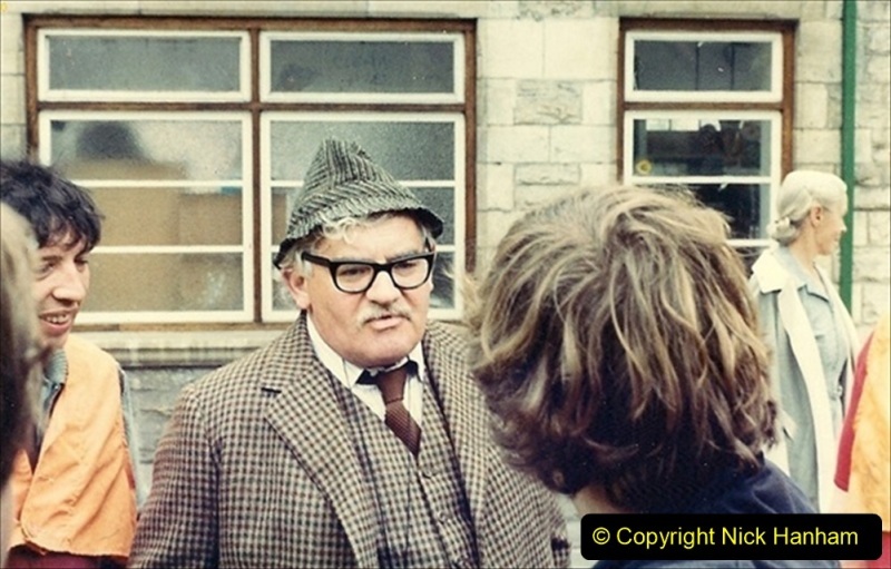 1981-06-15-The-Two-Ronnies-being-filmed-on-the-SR-with-your-Host-driving-one-of-two-locos.-2-013