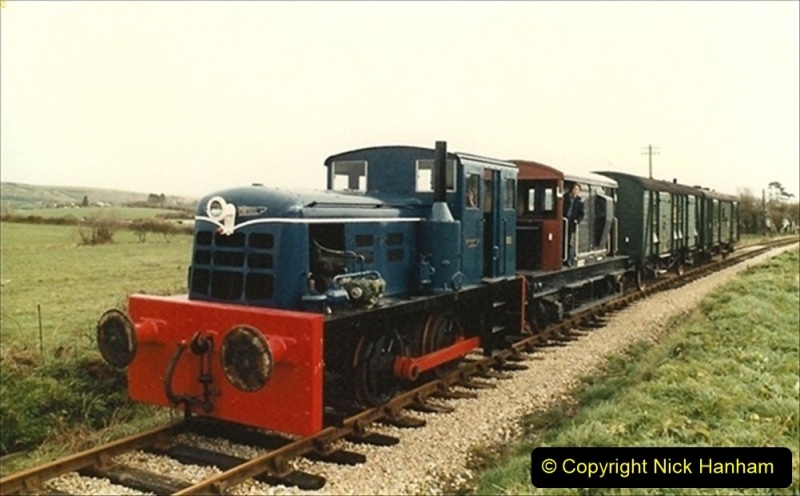 1983-11-12-May-now-repainted-blue.-A-good-powerful-loco.-021