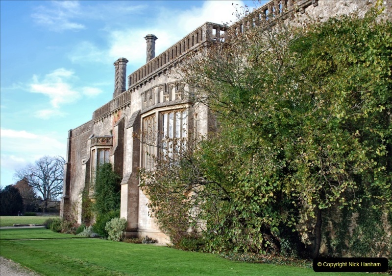 2021-12-08-LacockWiltshire.-41-Fox-Talbot-and-Lacock-Abbey.-041