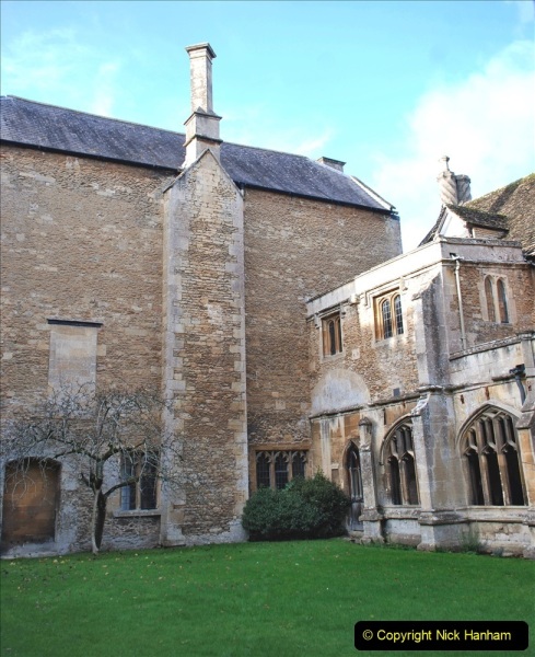2021-12-08-LacockWiltshire.-48-Fox-Talbot-and-Lacock-Abbey.-048