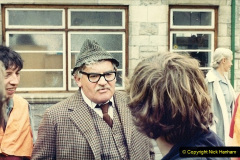 0121981-06-15-The-Two-Ronnies-being-filmed-on-the-SR-with-your-Host-driving-one-of-two-locos.-2-013