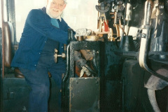 2491997-12-26-Boxing-Day-driving-80104.-249