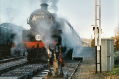 3132004-12-26-Driving-the-Boxing-Day-trains.-1-313