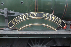 4052010-09-13-Your-Host-Driving-7802-Bradley-Manor-a-lovely-well-balanced-loco-to-drive.-4-405