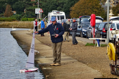 060.2021-11-13-A-circular-tour-of-Poole-Park-Poole-Dorset.-60-Start-of-tour.-