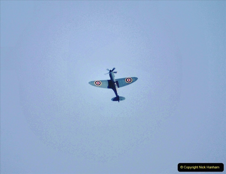 2021-09-03-Bournemouth-Air-Show-Pictures-AIR.-230-RAF-WW2-Spitfire.-230