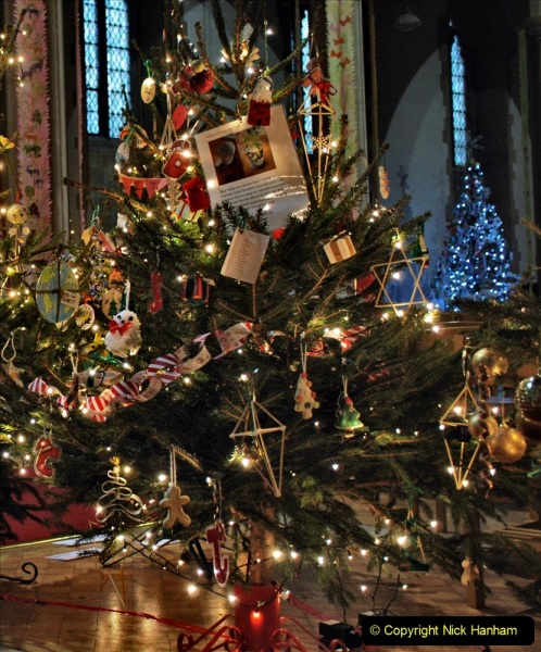 2021-12-14-St.-Aldhelms-Christmas-Trees-Branksome-Poole-Dorset.-67-067