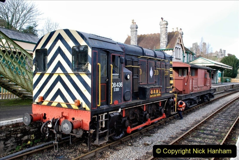 2022-01-07-Corfe-Castle-Norden.-6-Emergency-recovery-test-with-DMU-and-08-as-Thunderbird.-006