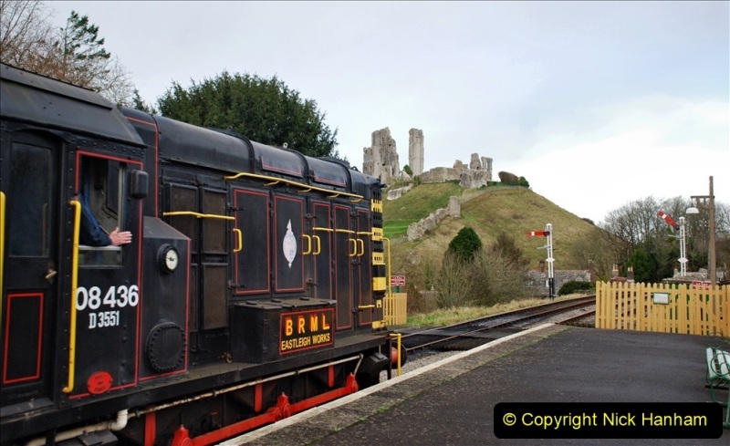 2022-01-07-Corfe-Castle-Norden.-8-Emergency-recovery-test-with-DMU-and-08-as-Thunderbird.-008