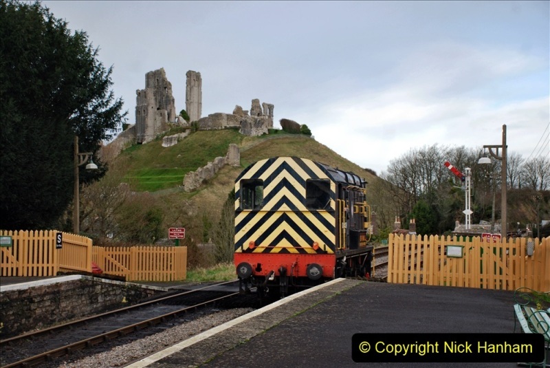 2022-01-07-Corfe-Castle-Norden.-9-Emergency-recovery-test-with-DMU-and-08-as-Thunderbird.-009