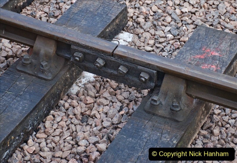 2022-01-18-Norden-Roadrailer-repair-Corfe-Castle-station-track-renewal-Day-7.-42-042