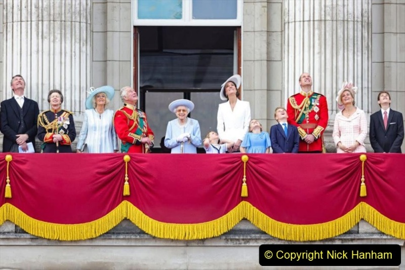2022-06-02-Trooping-the-Colour.-Platinum-Jubilee-Celebrationg-Queen-Elizabeths-70-years-on-the-throne.-6-