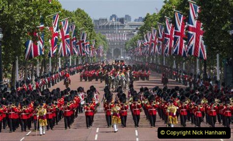 2022-06-02-Trooping-the-colour.-Platinum-Jubilee-Celebrating-Queen-Elizabeths-70-years-on-the-throne.-43-045