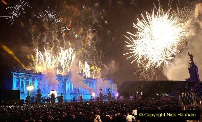 Fireworks burst over Buckingham Palace in London Monday 03 June 2002, after Britain's Queen Elizabeth II lit a beacon to commemorate her Golden Jubilee. Earlier, some 12 000 people had watched the Party in the Palace - the second concert to be held in the grounds in three days -  a crowd estimated at one million gathered outside to enjoy the music.  On Tuesday she will travel to the St Paul's for a service of thanksgiving. (Photo credit should read JOHN GILES/AFP via Getty Images)