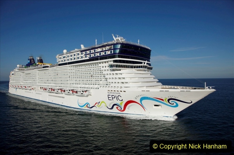2022-June-21-Cruise-ships-from-1950-to-2022.-53-053