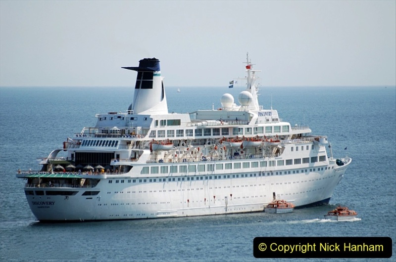 2022-June-21-Cruise-ships-from-1950-to-2022.-92-092