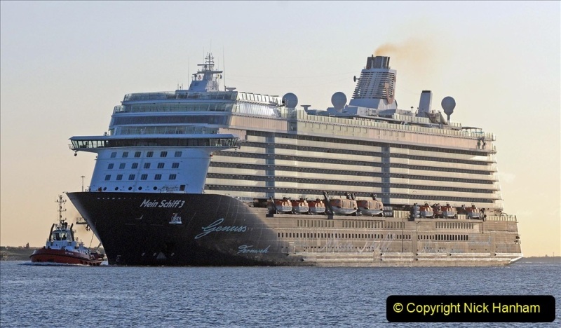 2022-June-21-Cruise-ships-from-1950-to-2022.-97-097