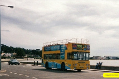 009.2022-October-08-The-end-of-Yellow-Buses-in-Bournemouth-after-120-years.-9