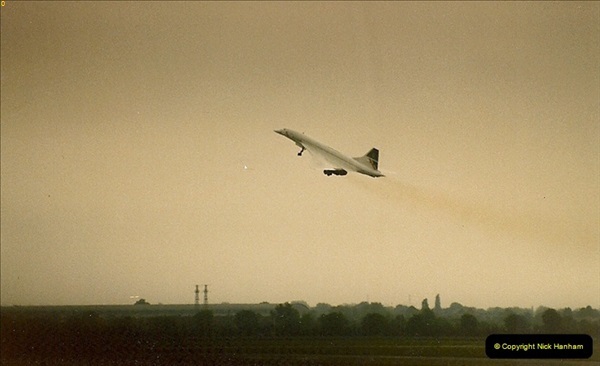 1986-06-21 London Heathrow Airport.  (1)039