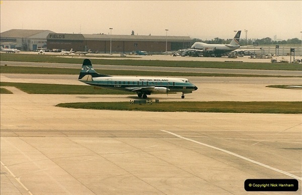 1986-06-21 London Heathrow Airport.  (14)052