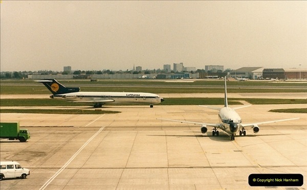 1986-06-21 London Heathrow Airport.  (28)066