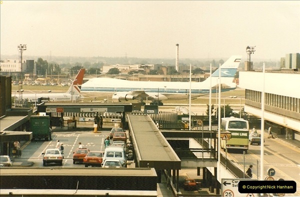 1986-06-21 London Heathrow Airport.  (34)072