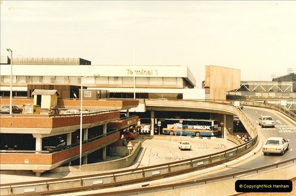 1986-06-21 London Heathrow Airport.  (42)080