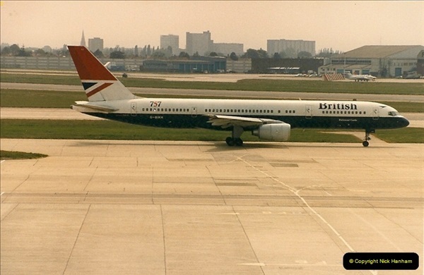 1986-06-21 London Heathrow Airport.  (47)085