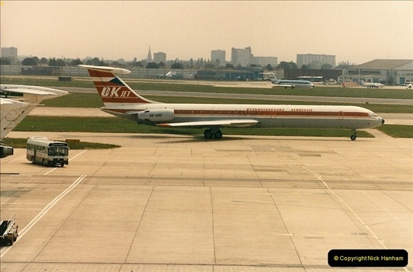 1986-06-21 London Heathrow Airport.  (51)089