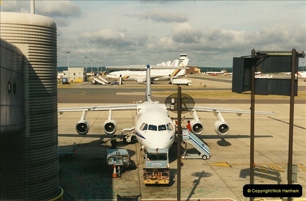 1995-07-17. London Gatwick Airport.  (3)162